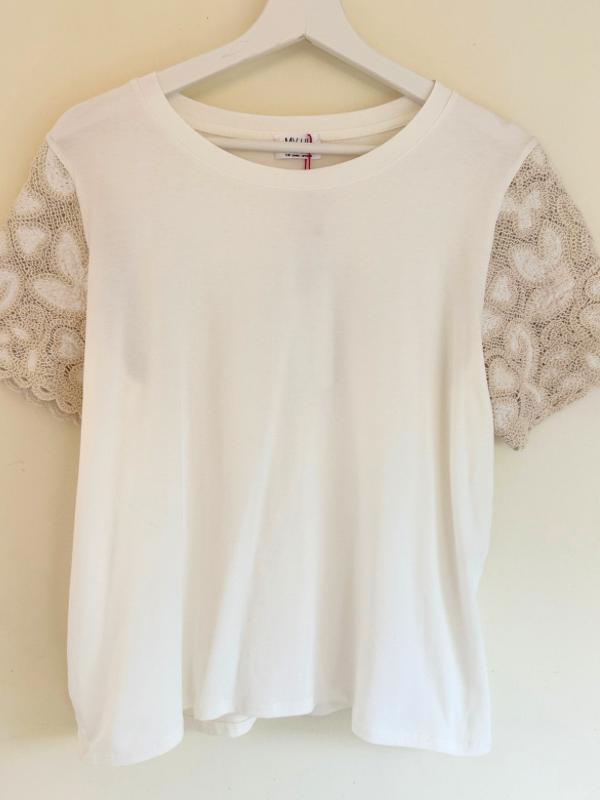 T-shirt manches crochet