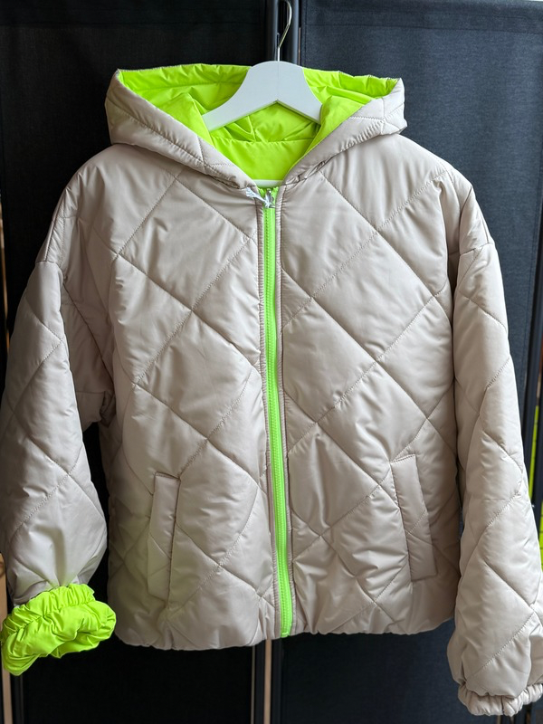 Veste réversible matelassé à capuche