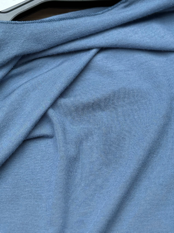 Top en cachemire col V