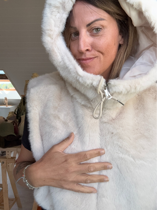 Capuche plastron - Fausse fourrure