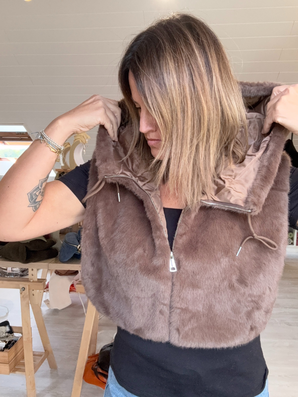 Capuche plastron - Fausse fourrure