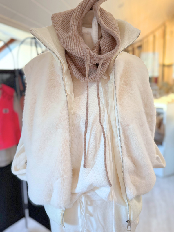 Gilet fausse fourrure col montant