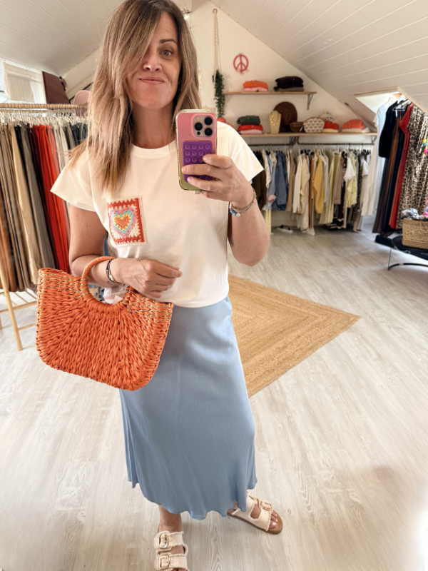 T-Shirt blanc et poche en crochet