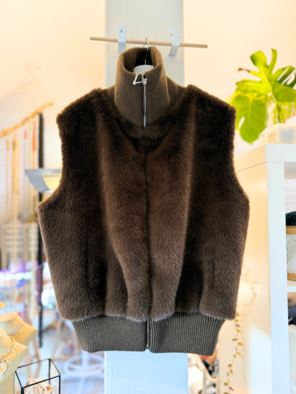 Gilet fausse fourrure col montant