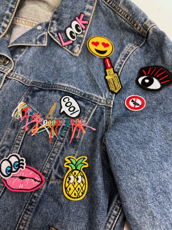 Atelier Customisation de Veste en Jeans Oversize