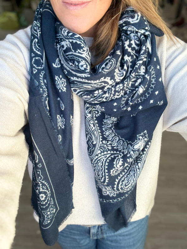 Foulard à motif Bandana 140cmX140cm