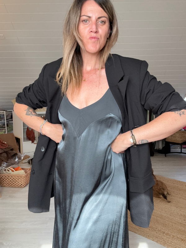 Robe longue en satin de viscose