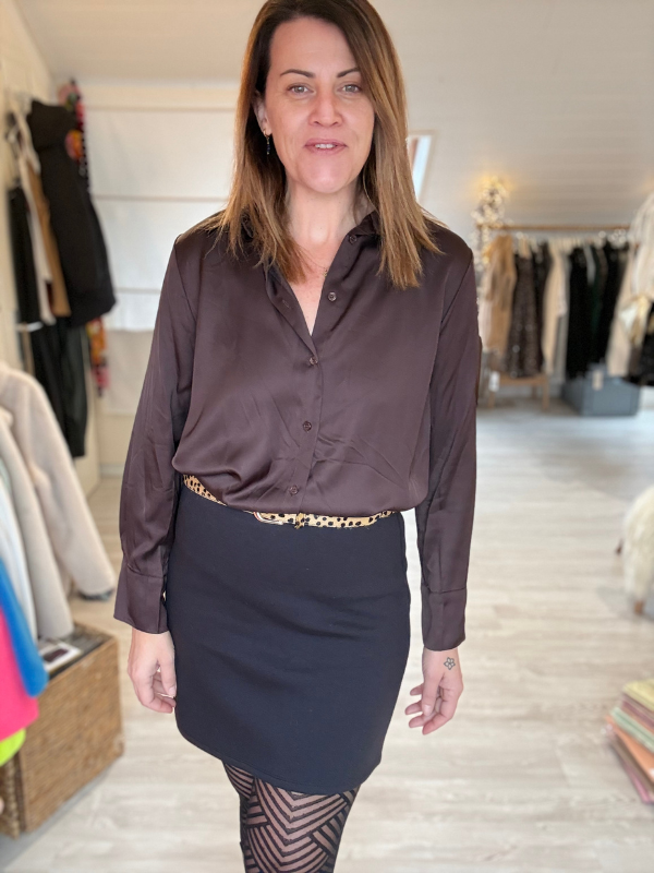 Chemise satinée beige – viscose & soie