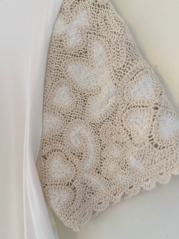 T-shirt manches crochet