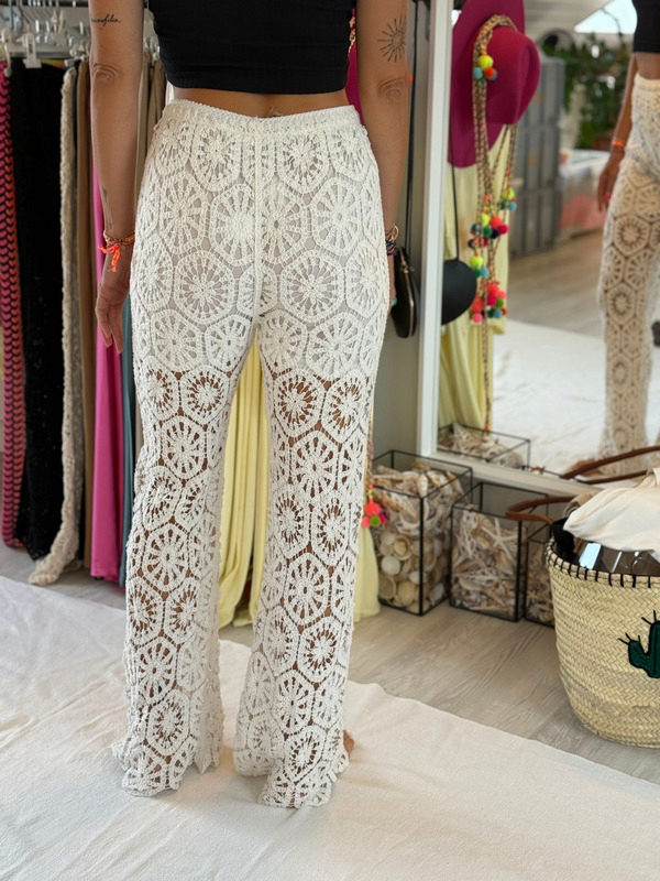Pantalon en crochet