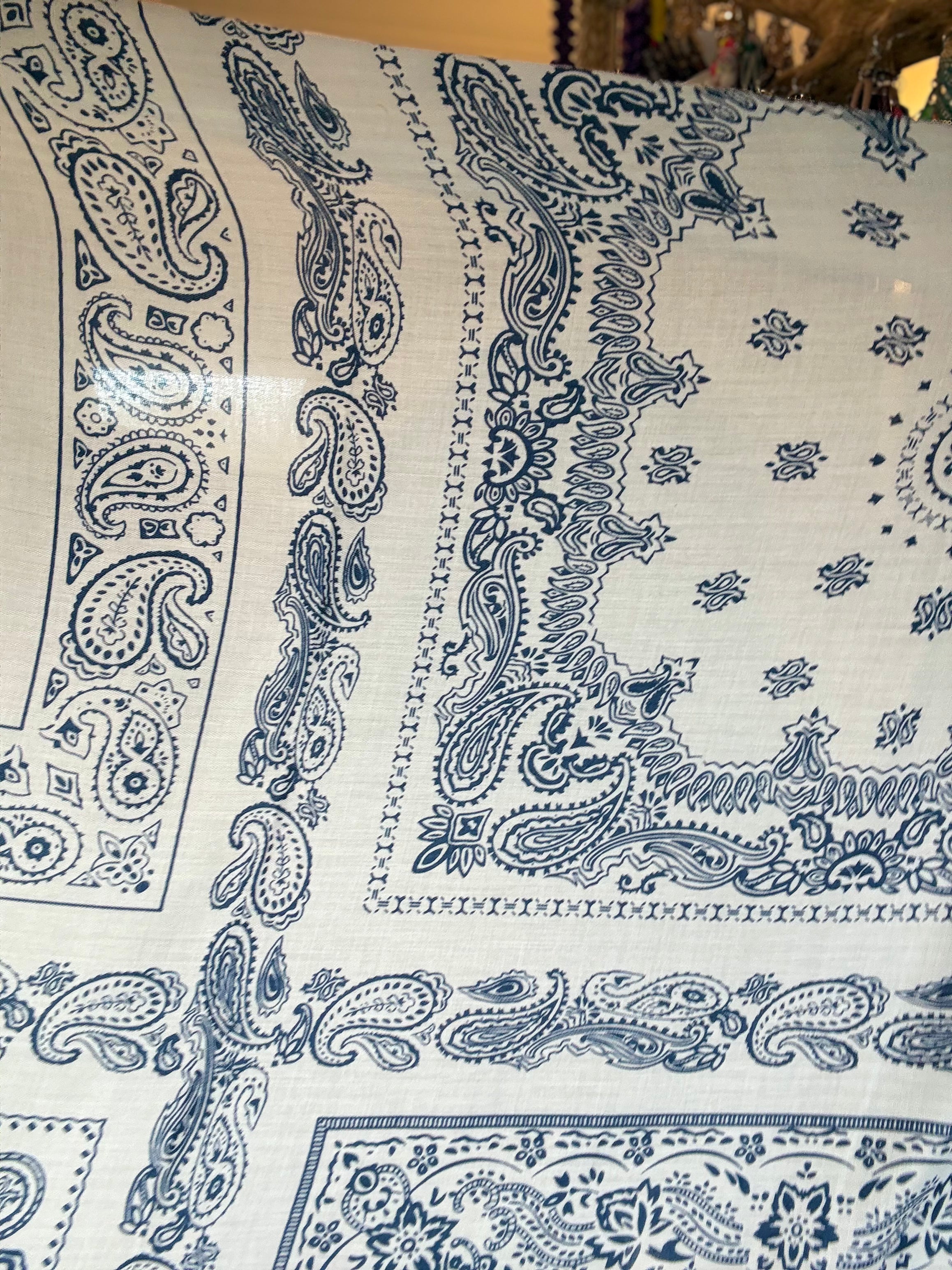 Foulard à motif Bandana 140cmX140cm