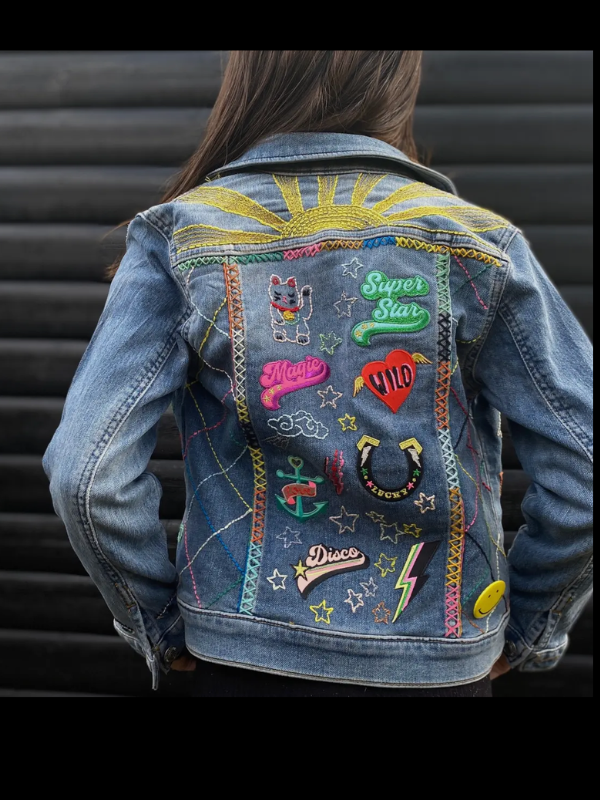 Atelier Customisation de Veste en Jeans Oversize