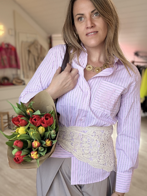 Chemise Lignée et poche brodée