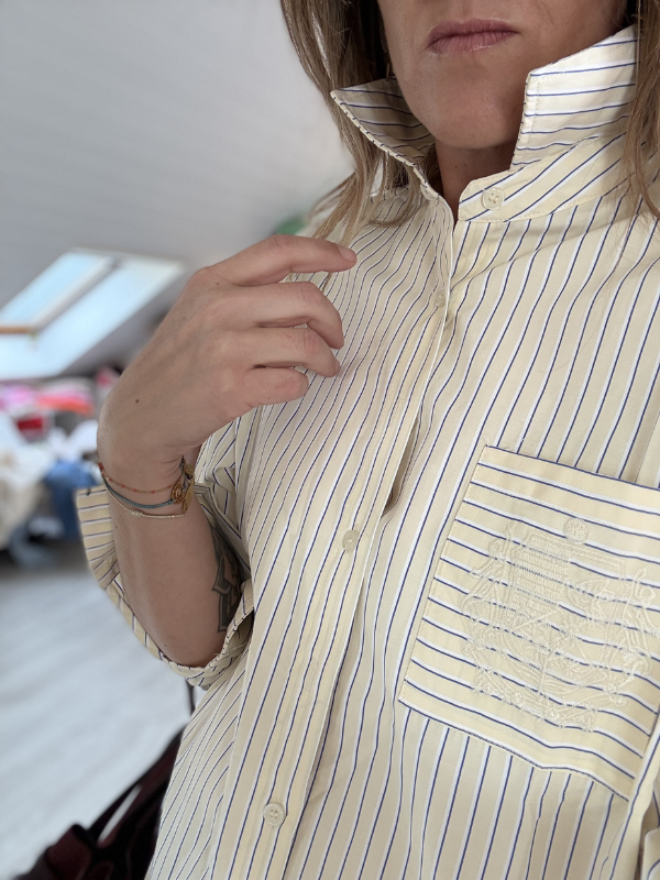 Chemise Lignée et poche brodée