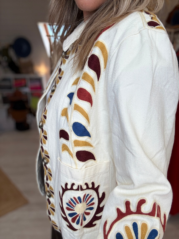 Veste courte brodée femme - Esprit bohème