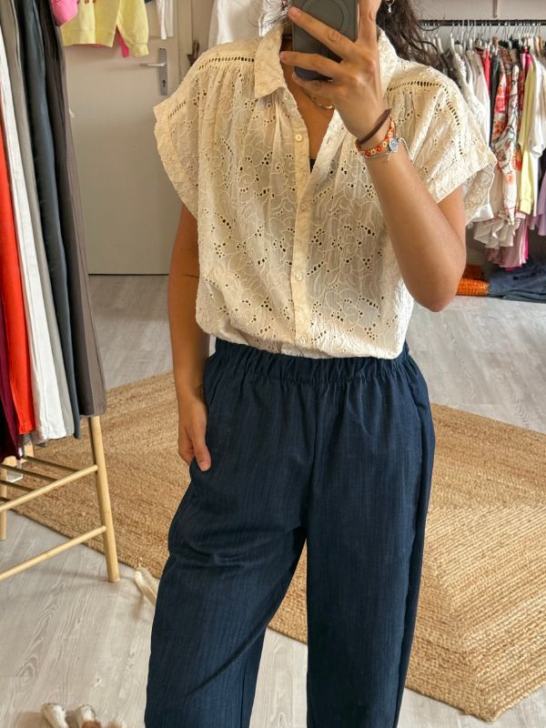 Chemise en coton broderie anglaise